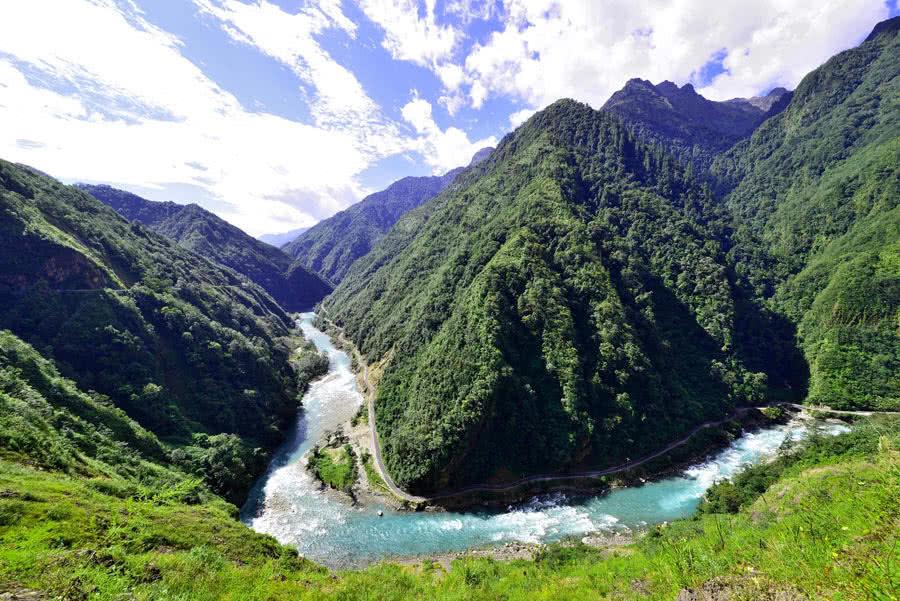 官方：利物浦20岁小将拉姆齐租借加盟博尔顿至本赛季结束